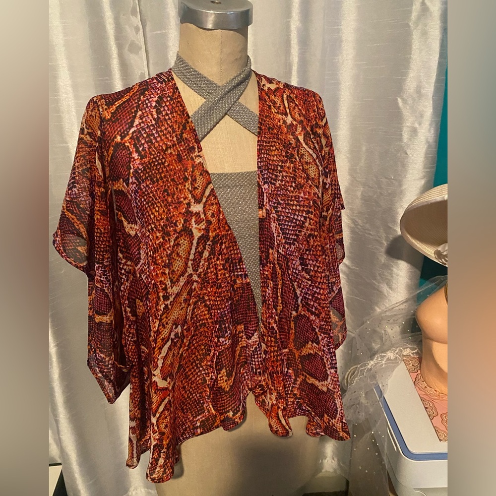 Sheer kimono  style jacket, burgundy, orange, ivory, perfect for summer 🌴